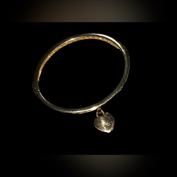 Michael Kors heart charm with crystal accents hinged bracelet. 2.3” MKJ5037710 - Picture 3 of 10